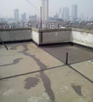 和布克赛尔漏水维修 楼顶漏水是什么原因，楼顶漏水维修方法是什么?